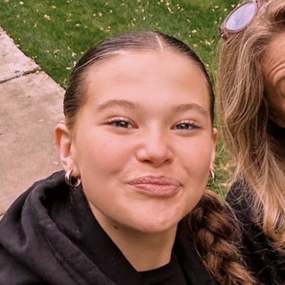 Meet your Posher, Leah - Picture 1 of 1